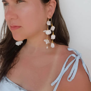 Caida Bloom Earrings in White - image