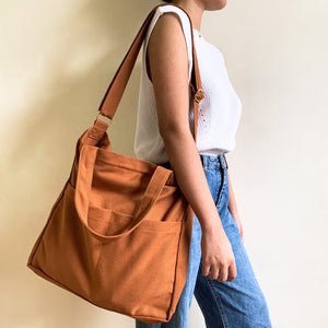 Messenger Tote - image