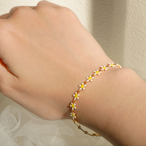 Daisy Chain Bracelet - image