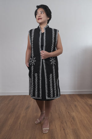 Black Kantarines Sleeveless Coat with Intricate Itneg embroidery - image