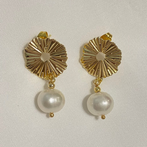 Emery Freshwater Earrings - image