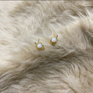 Leaf Freshwater Pearl Earrings - image