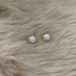 Leah Freshwater Pearl Earrings - image