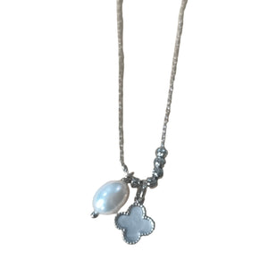 Small Clover MOP necklace - image