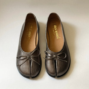 Tabi Ballerines in Dark Silver - image