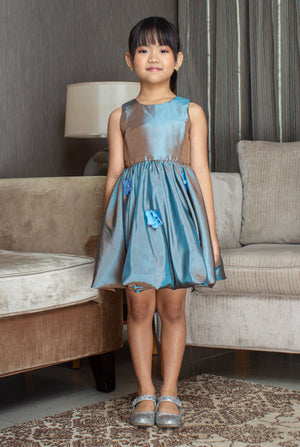 Sleeveless Mushroom Dress with Florets in Bluish Brown - image