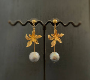 Freshwater Pearl Earrings - image