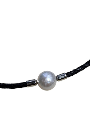 Leatherpearl necklace5 - image