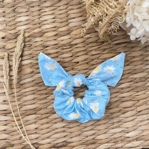 Bow Scrunchie - Blue Daisies - image