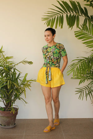 CORSA TOP AND SHORTS SET IN YELLOW POP FLORAL - image