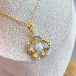 Aria Freshwater Pearl Pendant Necklace - image