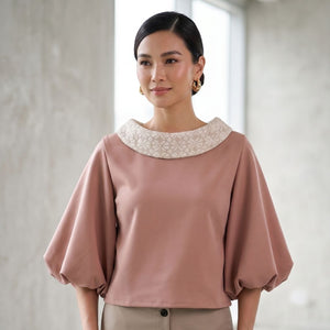 Solenne Inabel-Collared Voluminous Sleeves Top - White & Beige Weave - image