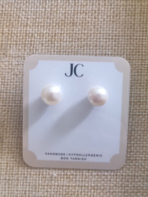 Freshwater Pearl white Stud Earrings - image