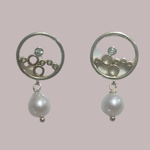 Circles Saltwater Pearl Earrings - image