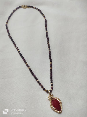 Garnet drop necklace - image