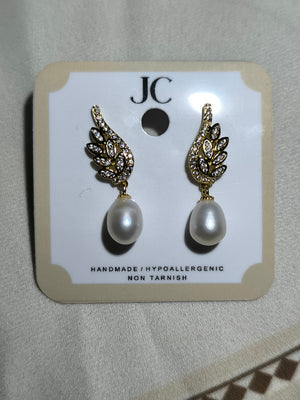 White Frehwater Pearl Dangling Earrings8 - image