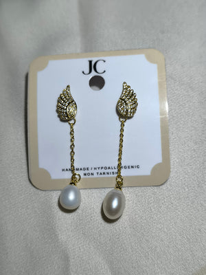 White Frehwater Pearl Dangling Earrings69 - image