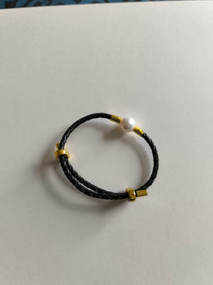 PEARL IN LEATHER BRACEELET 8 - image