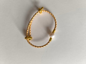 PEARL IN LEATHER BRACEELET 16 - image