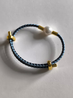 PEARL IN LEATHER BRACEELET 21 - image