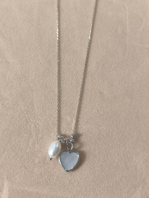 White MOP heart necklace - image