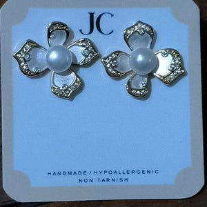 FRESHWATER PEARL EARRINGS A026 - image