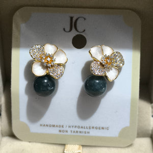 Jade earrings 1006 - image