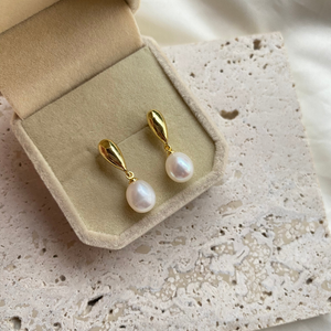 Hestia Freshwater Pearl Dangling Earrings - image