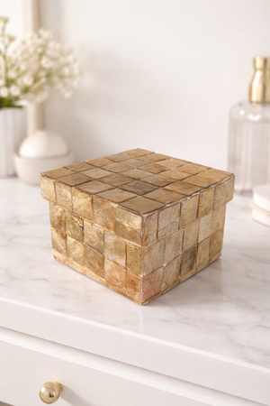 Capiz jewelry box - image