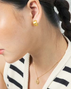 Kenza gold stud - image