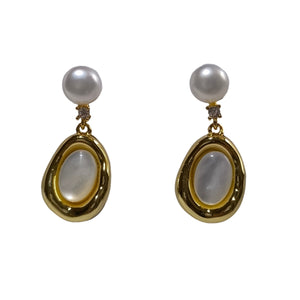 32 FRESHWATER PEARL EARRINGS - image