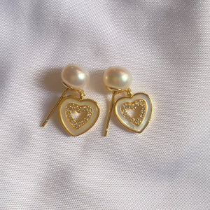 Leia Freshwater Pearl Earrings - image