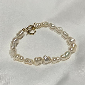 Judith Freshwater Pearl Bracelet - image