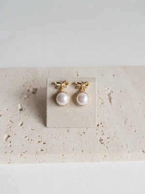 BOW Freshwater Pearl Earrings - image