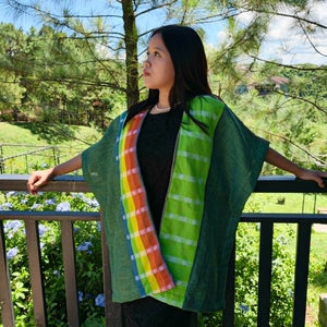 Luntiang poncho - image