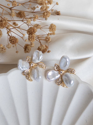CAMELLIA Freshwater PearL Earrings - image