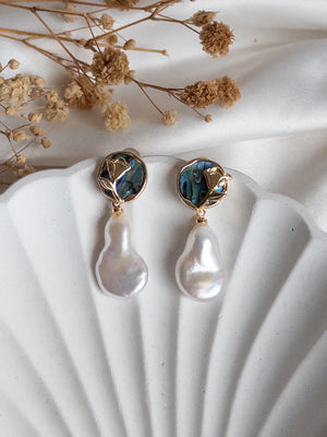 WARDA Keshi Freshwater Pearl Dangling Earrings - image