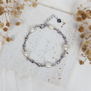THANA Freshwater Pearl Bracelet - image