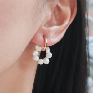 Alana Pearl Earrings - image
