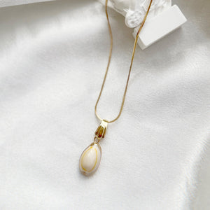Mermaid Cowrie Neckalce - image