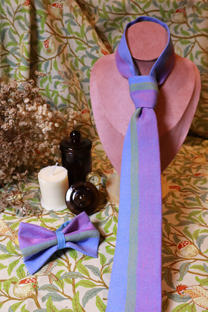 Slim Cut Tie in Woven Inabel Fabric - image