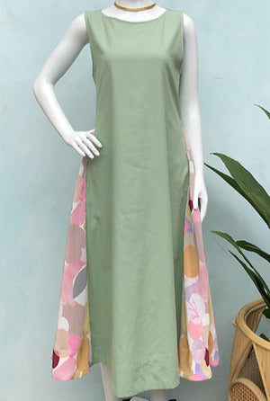 Confidence Shift Dress Linen Green With Printed Pleated Accent - image