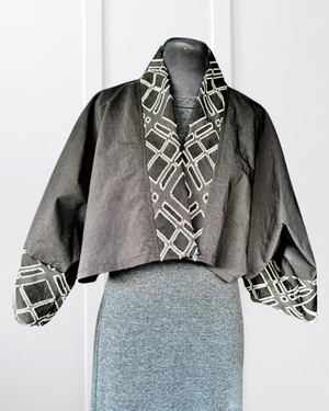 Cropped Kimono in Gilded Grid - image