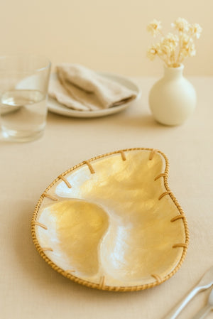 Mango tray capiz w/ knitting - image