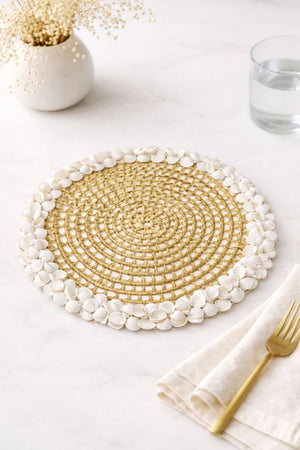 Pandan clam cornucopia charger plate - image