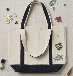Classic Carry Mini Tote - image