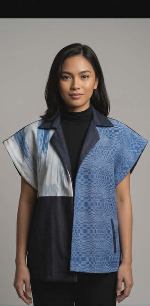Collared Inabel in blue - image