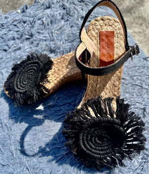 DIWATA' Macrame Sandals Black - image