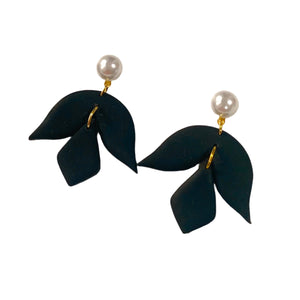 Renfri Earrings - image