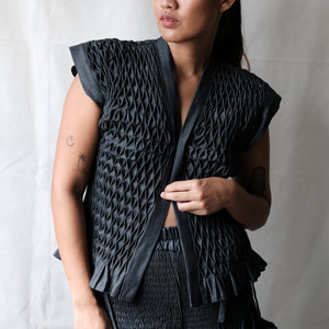 karine vest - black chambray - image